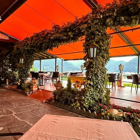 Hotel Ristorante B&B Gambarogno 3*