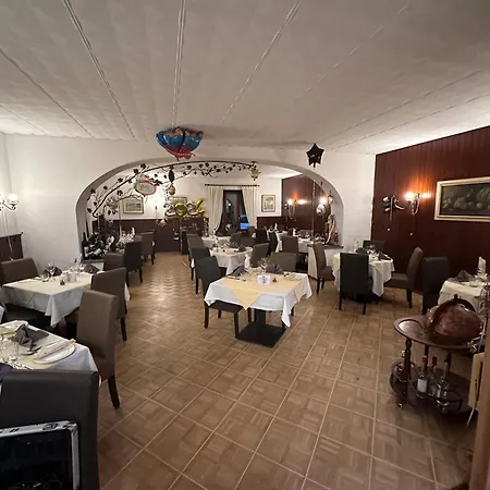 Ristorante B&B Gambarogno Отель