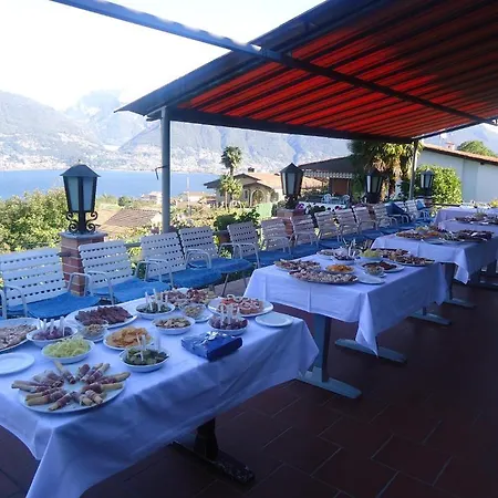 Отель Ristorante B&B Gambarogno 3*